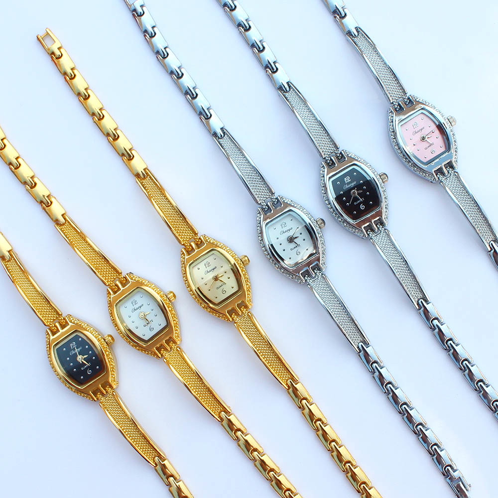 Luxury Watch And Price - 10 adet toptan fiyat! Bileklik İzle