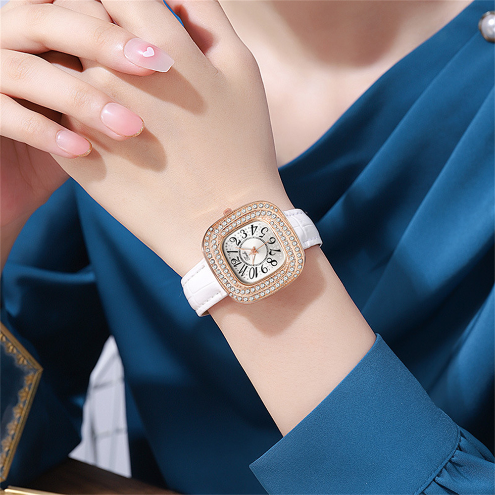 Moda tam yıldız lüks bayanlar  - Luxury Watch With Arabic Numerals incelemesi ve fiyatı